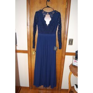 LULU'S LONG BLUE DRESS WITH LACE AND OPEN BACK NEW WITH TAG SIZE S